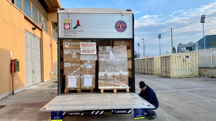 Mezzo della Colonna Mobile della Protezione Civile Regionale